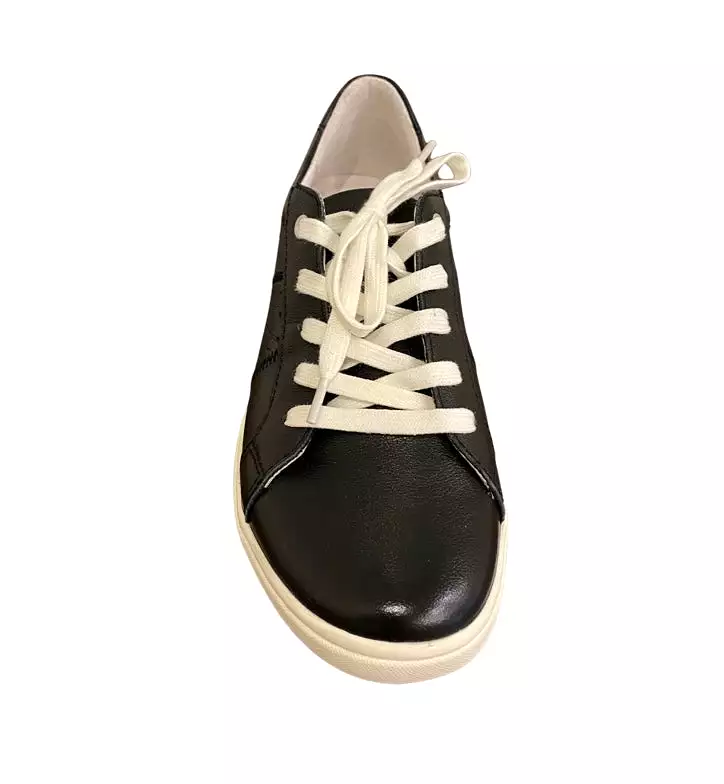 67701 Black Sneaker