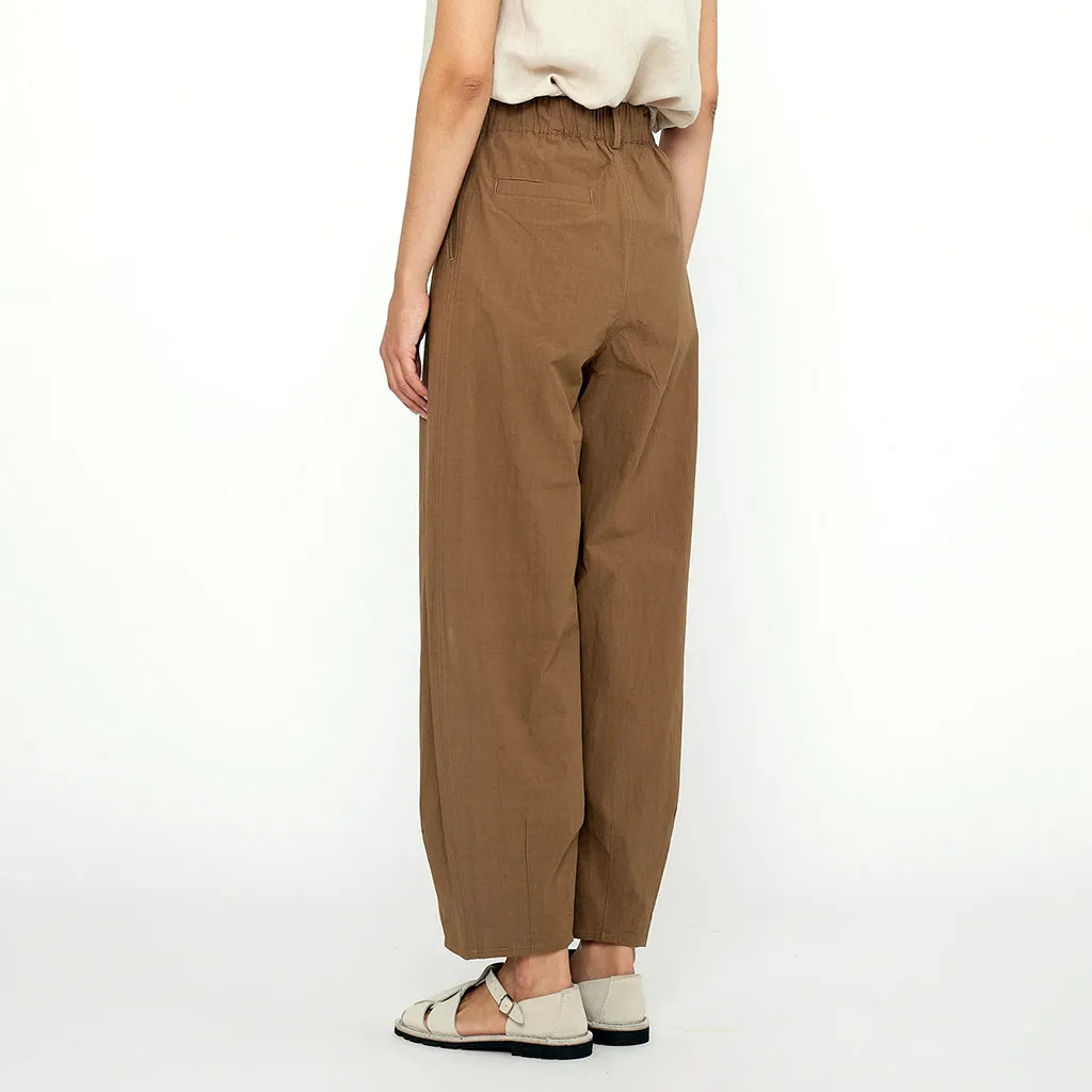 7115 By Szeki Unisex Papery Elastic Lantern Pants Brown