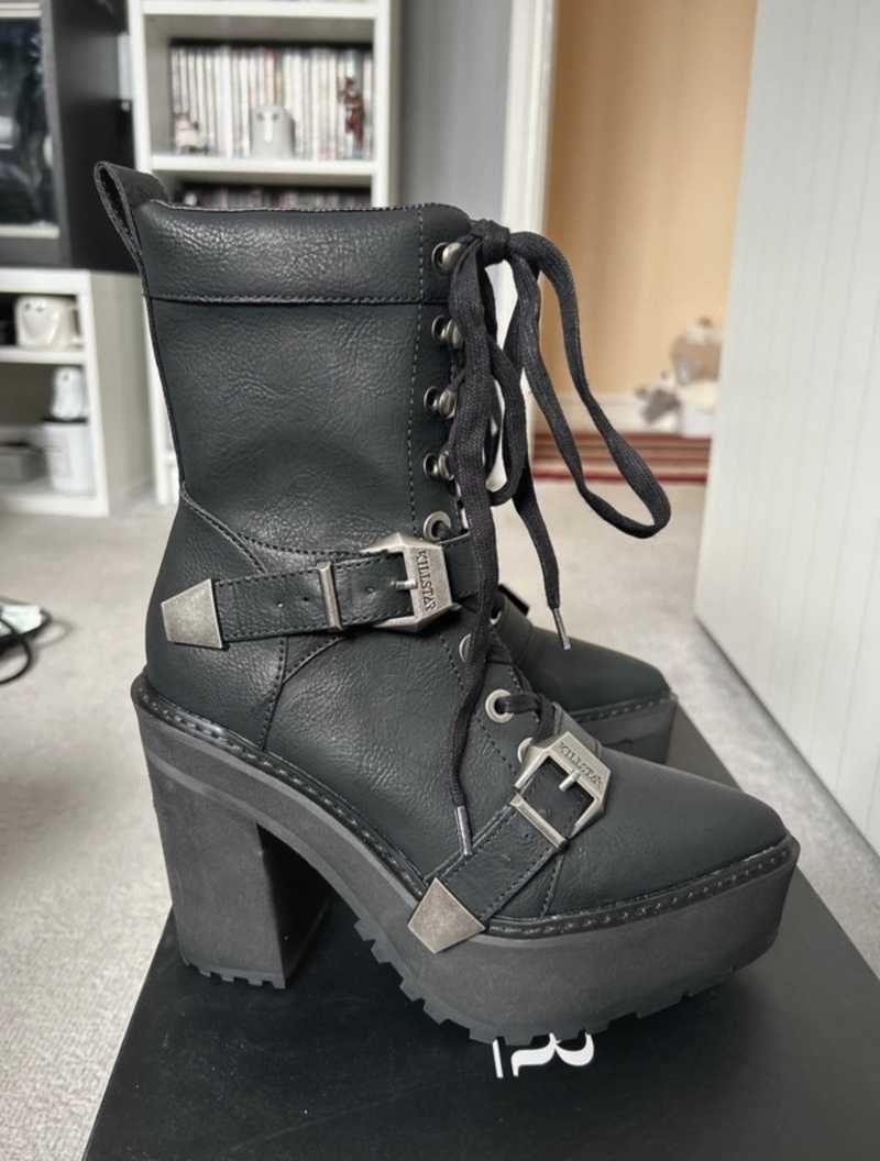 Annihilation Boots Resurrect