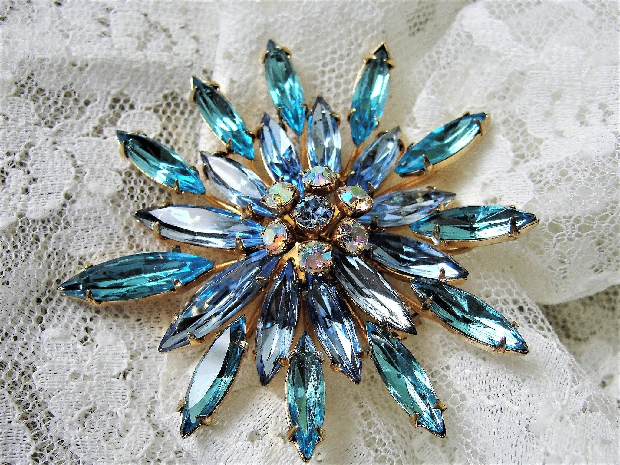 LOVELY Huge Layered Art Glass Rhinestone Brooch Pin,Floral Design,Aqua Blue,Blue and Aurora Borealis Stones, Mid Century,Collect