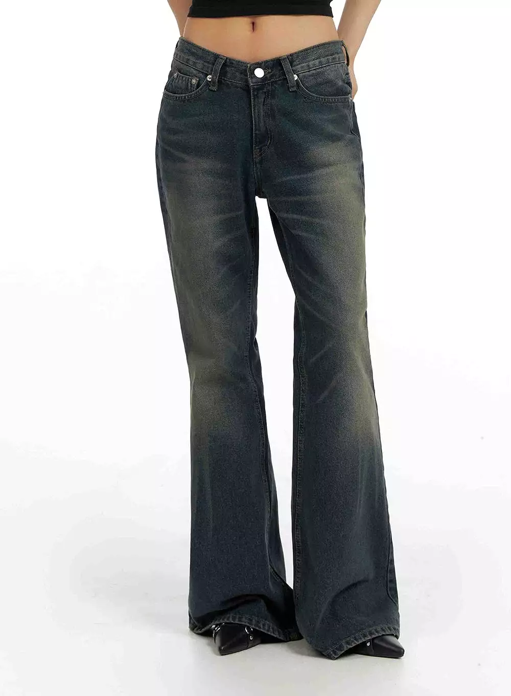 Low-Rise Washed Bootcut Jeans CF429