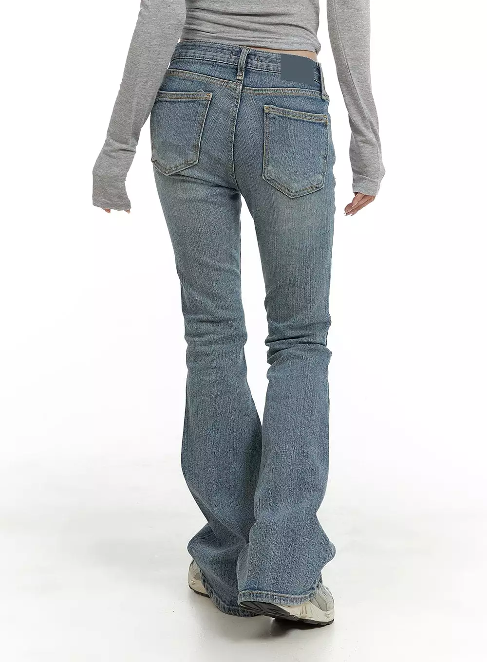 Low Waist Bootcut Jeans CA402