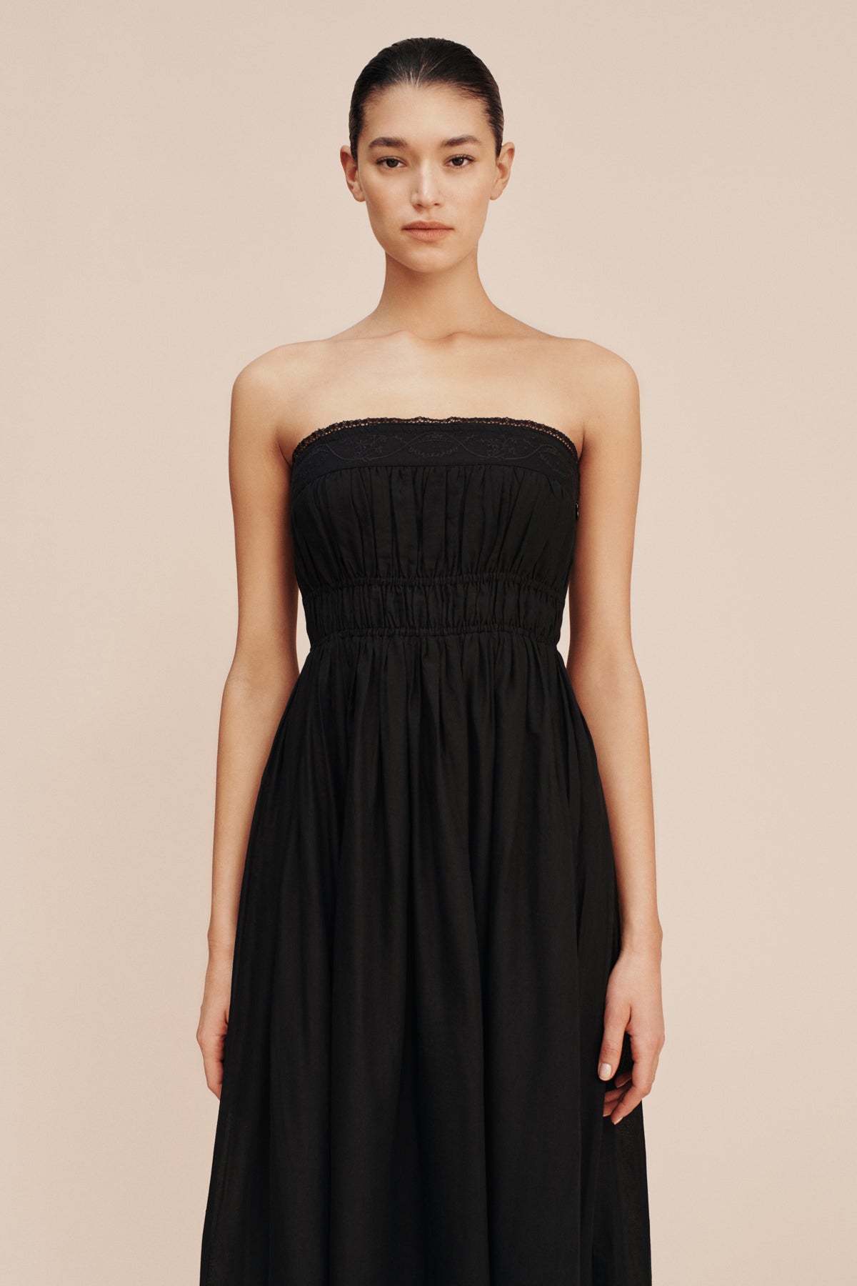 MYLAH STRAPLESS DRESS - BLACK