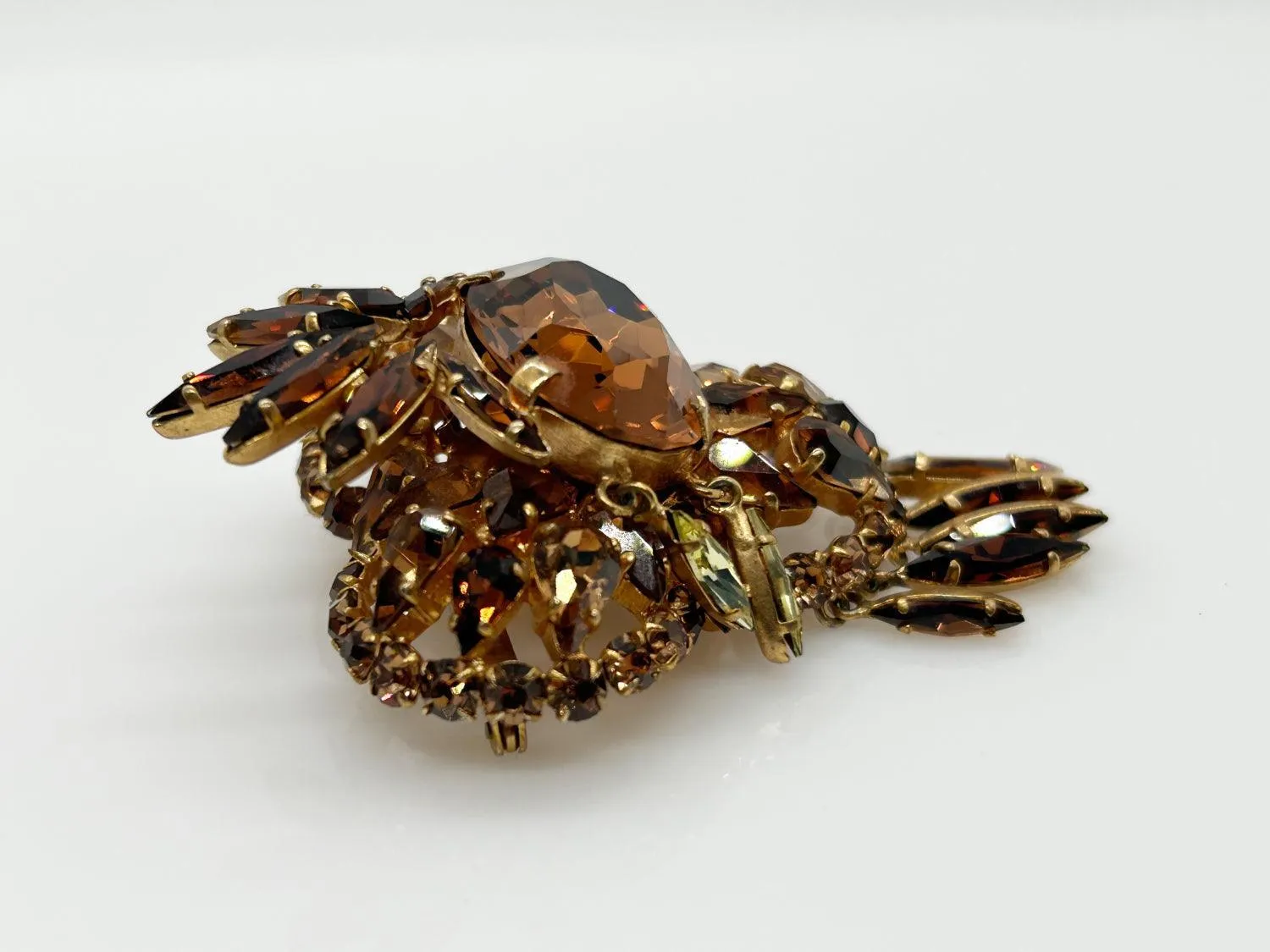 Showstopping Vintage Brooch with Golden Amber Stones