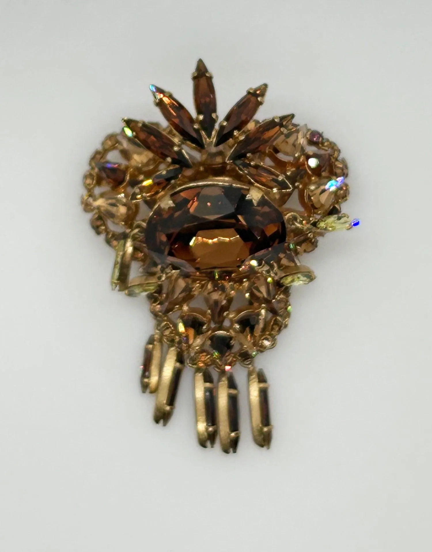 Showstopping Vintage Brooch with Golden Amber Stones