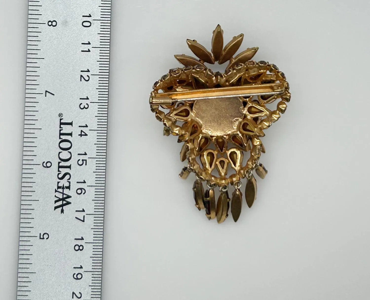 Showstopping Vintage Brooch with Golden Amber Stones