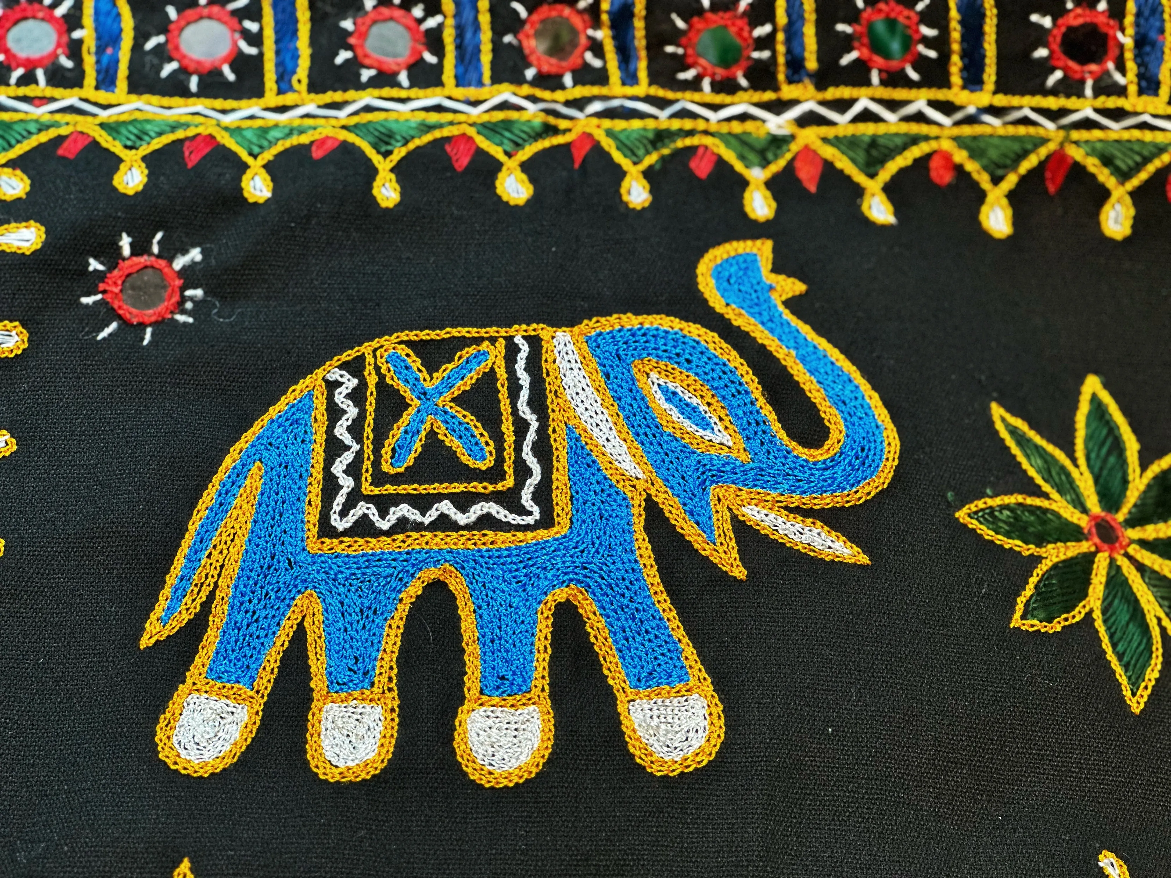 STRIKING BLACK ELEPHANT DOOR TORAN