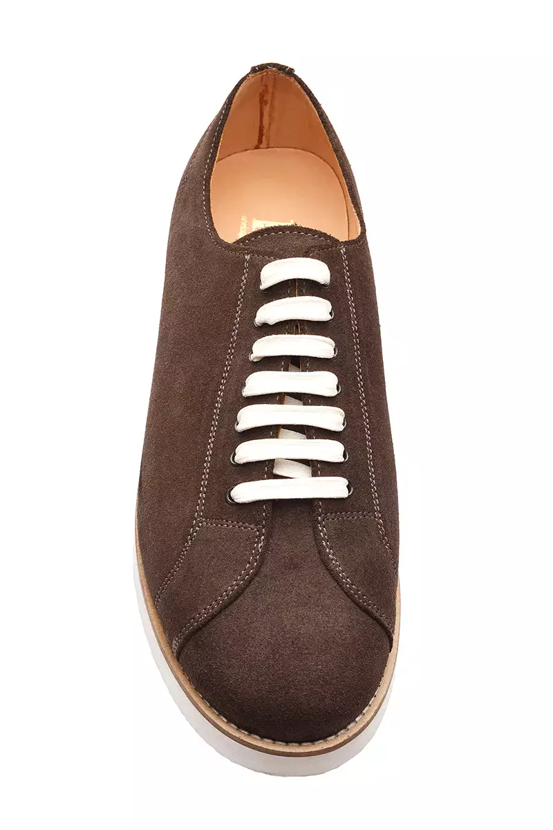 Suede Sneaker – DKGS