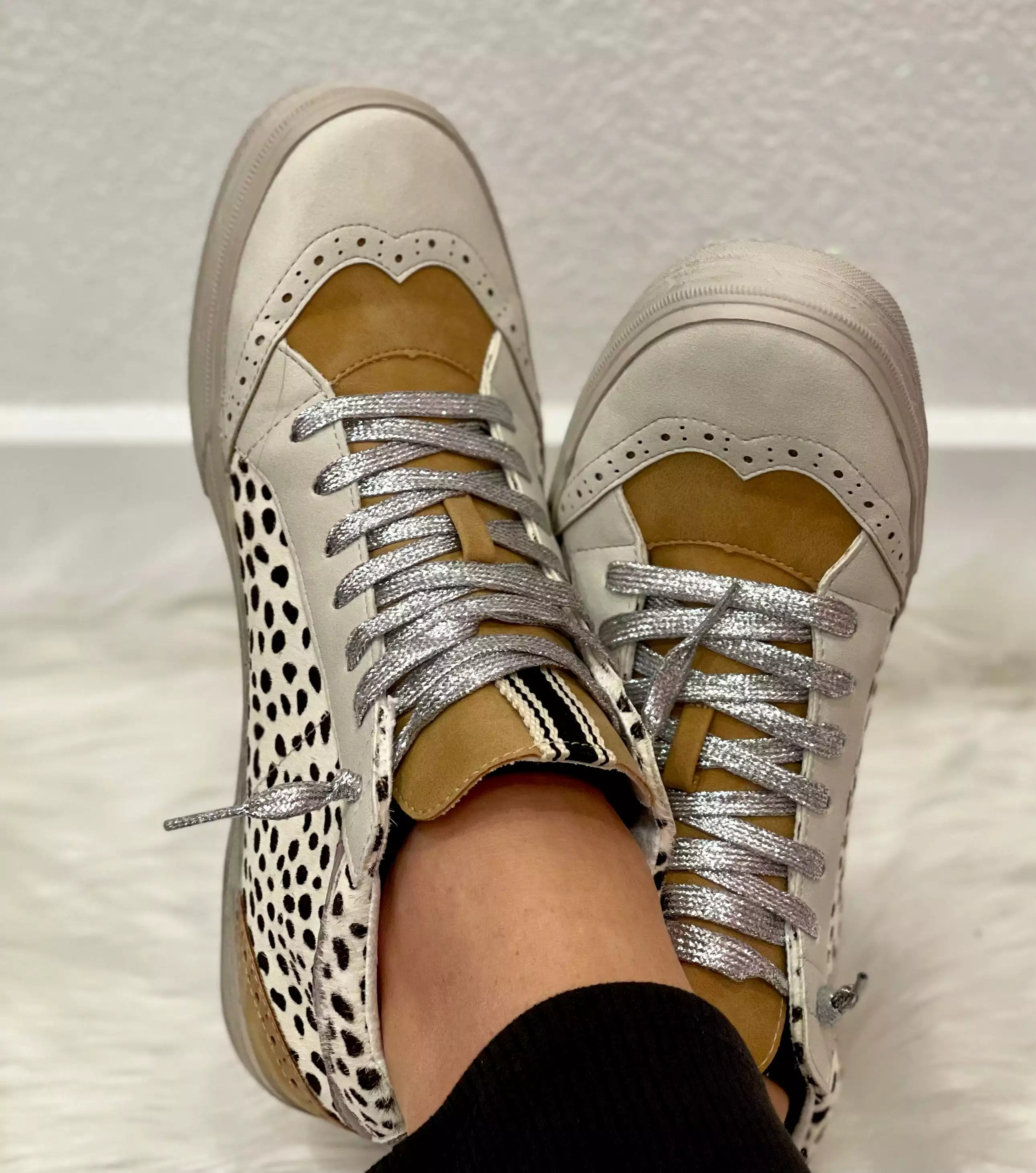 The Paulina Sneaker