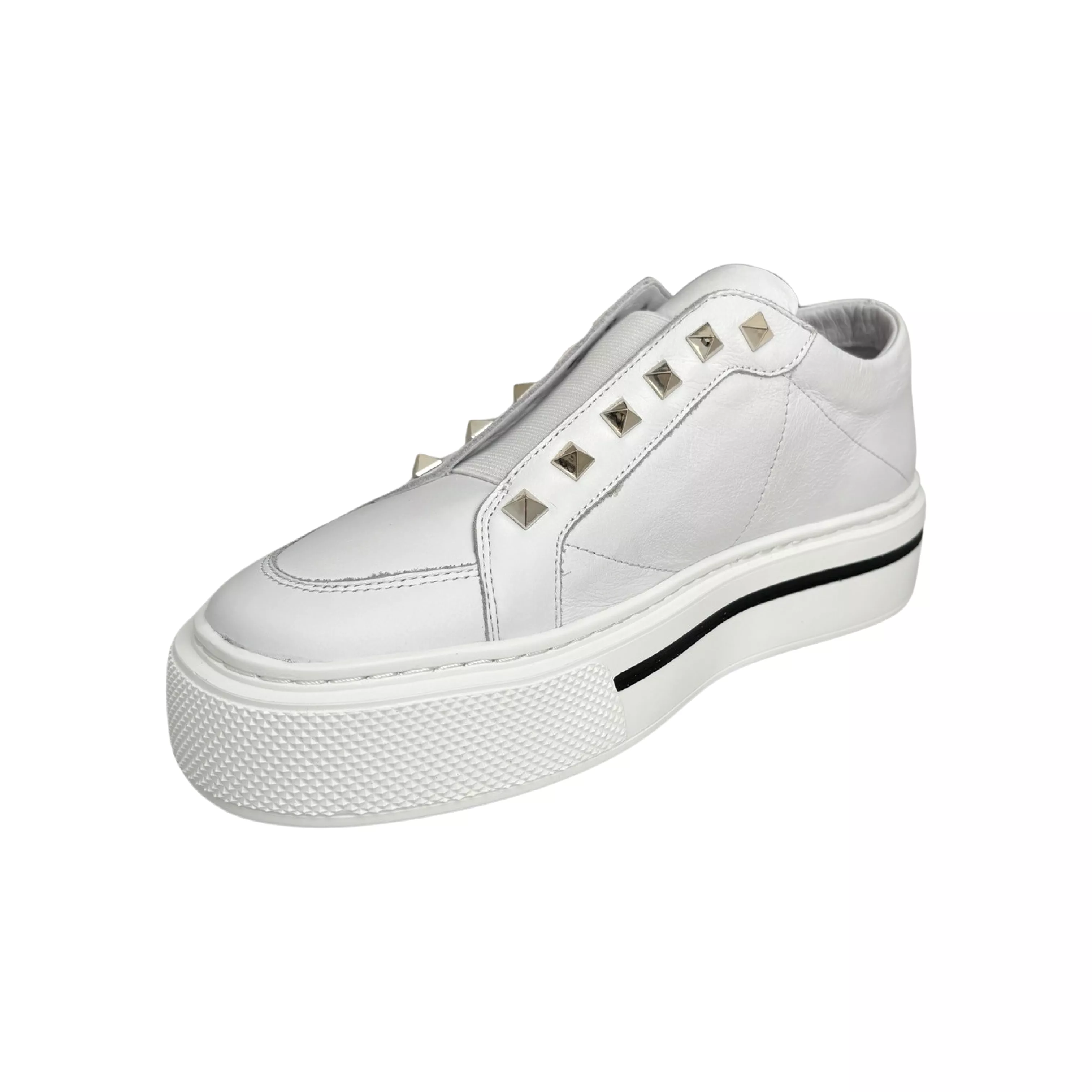 Vino White/Metallic Stud Sneaker