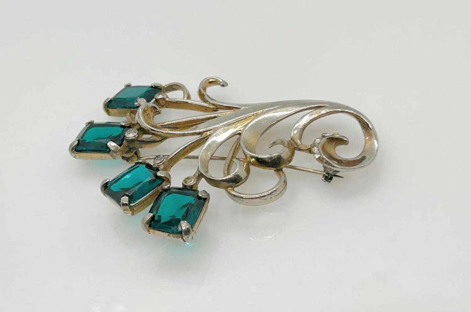 Vintage Abstract Floral Brooch with Clear Green Square Blooms